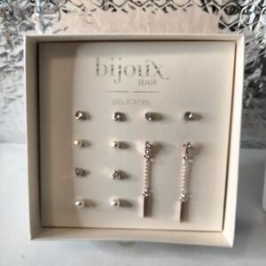 Bijoux Bar, Delicate set of six stud earrings. Rose gold.